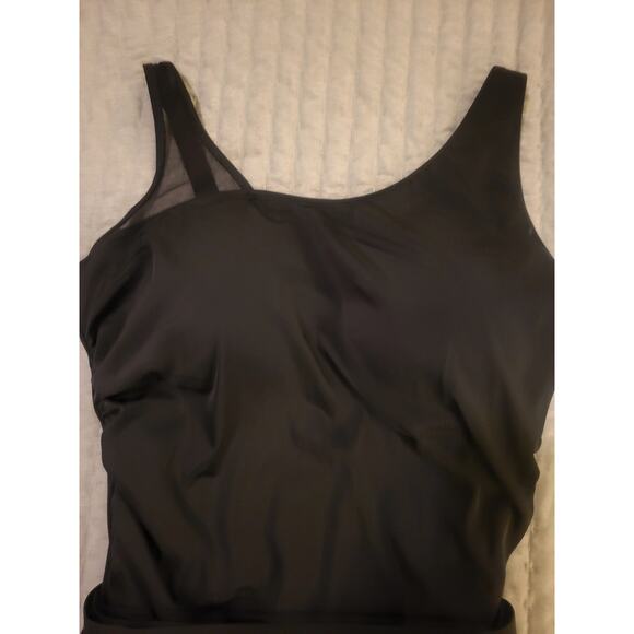 Isaac Mizrahi Size Plus 18 Black One Piece Swimsuit & Mesh Skirt A635929 NWT - Picture 3 of 13